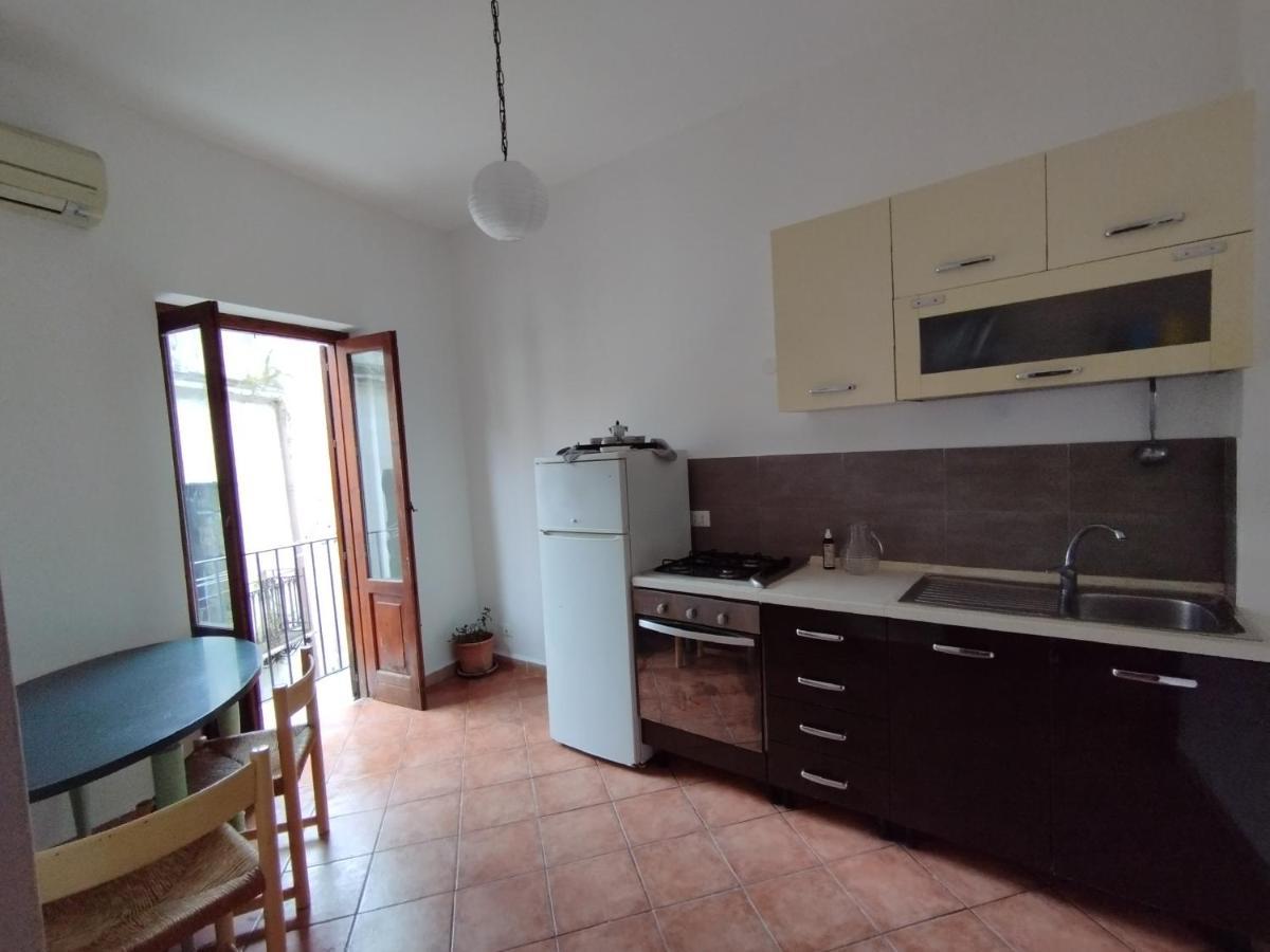 Apartment By The Market باليرمو المظهر الخارجي الصورة